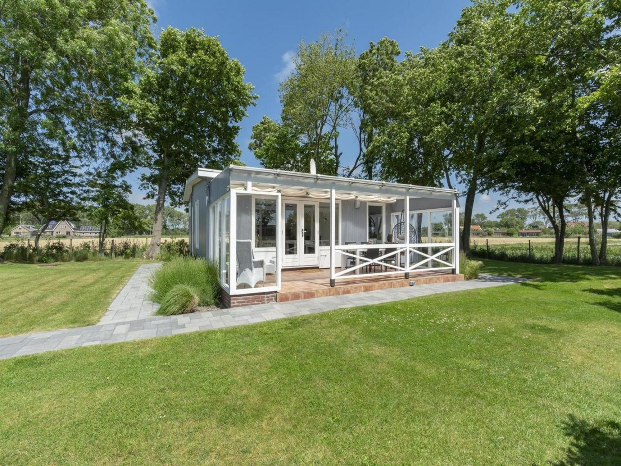 Modern Holiday Home With Large Garden Sint Maartensvlotbrug المظهر الخارجي الصورة