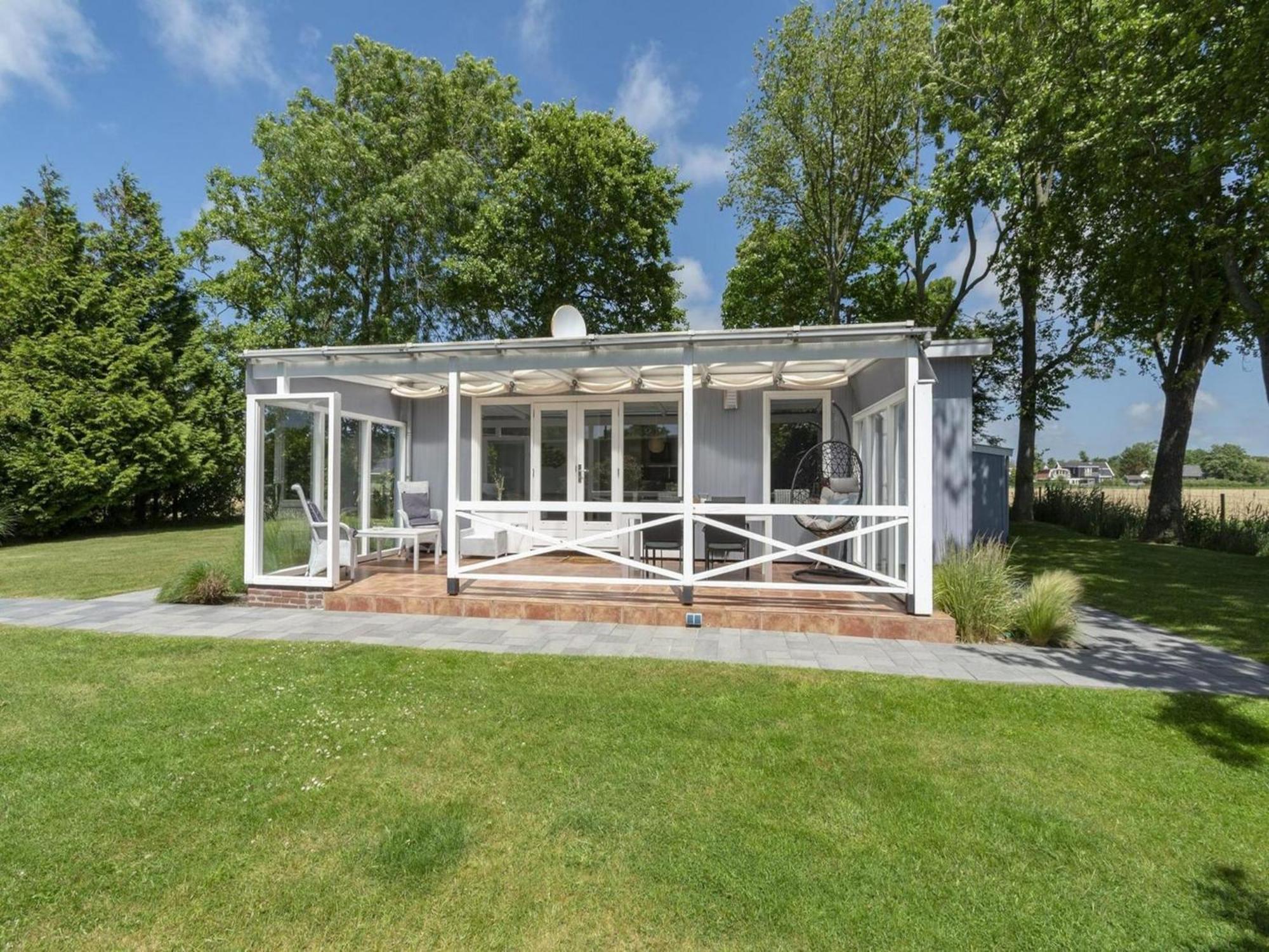 Modern Holiday Home With Large Garden Sint Maartensvlotbrug المظهر الخارجي الصورة